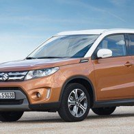 Suzuki Vitara 2015 lăn bánh khỏi dây chuyền sản xuất