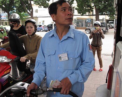 Giá xăng Việt Nam rẻ thứ 46 trên thế giới