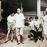 Ông Lý Quang Diệu dạy con như thế nào?