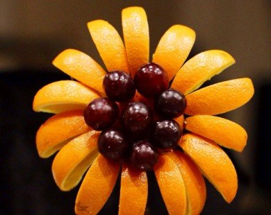 Cách tỉa hoa hướng dương từ hoa quả
