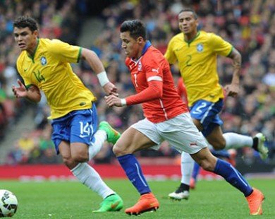 Firmino tỏa sáng, Brazil nhọc nhằn đánh bại Chile