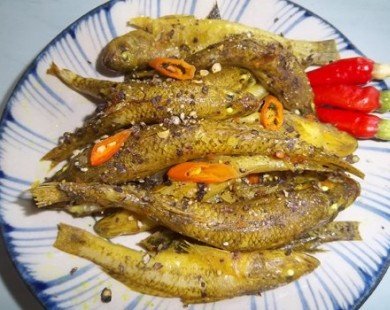 Hướng dẫn nấu món cá bống kho tiêu