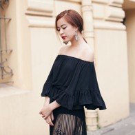 Ngây ngất ngắm Hoàng Thùy Linh gợi cảm giữa đời thường