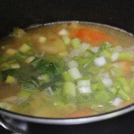 Cách chế biến canh thịt bò nấu khế và cà chua tuyệt ngon