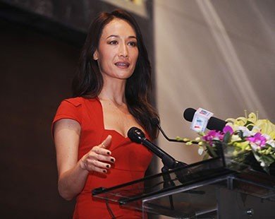 Minh tinh Hollywood Maggie Q cùng dàn sao Việt 