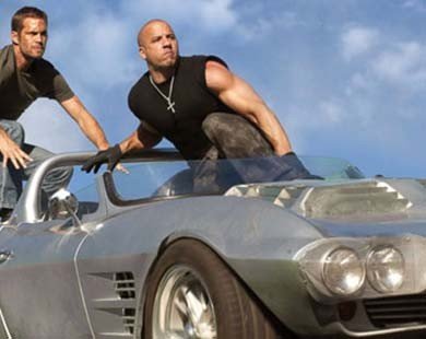 Fast & Furious 7 là phim ăn khách nhất lịch sử phòng vé VN