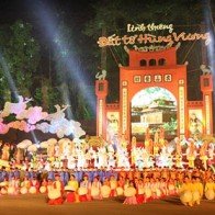 Bức tranh toàn cảnh về Giỗ Tổ Hùng Vương-Lễ hội Đền Hùng 2015