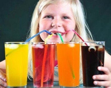 17 điều vô cùng cấm kỵ khi uống nước ngọt có ga