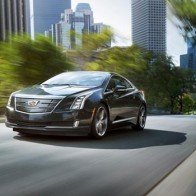 Cadillac ELR 2016 nhanh, mạnh và rẻ hơn để “chống ế”