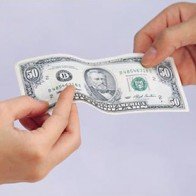 Trả lương ngày nghỉ bằng 300% lương thực trả