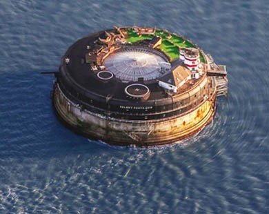 No Man’s Fort - Khách sạn độc đáo nhất thế giới giữa biển khơi