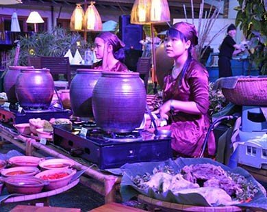 Ngày hội văn hóa - ẩm thực 5 nước dự thi pháo hoa Đà Nẵng 