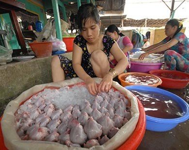 10 chợ bán hàng 'độc' chỉ có ở Việt Nam