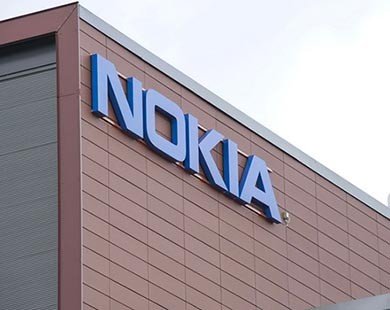 Nokia phủ nhận thông tin sẽ sản xuất trở lại điện thoại di động