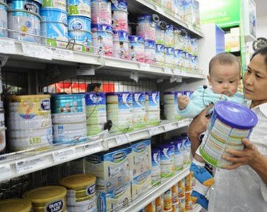 Tiếp tục quản chặt giá sữa cho trẻ em dưới 6 tuổi