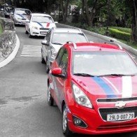 GM tặng xe hơi khách hàng dịp cán mốc xuất xưởng 500 triệu sản phẩm