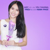 Nhiều phụ nữ hạnh phúc bất ngờ với món quà kiện tướng dance sport 9X Mỹ An dành tặng