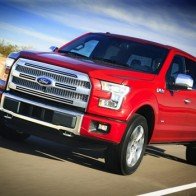 Hãng Ford báo lỗi trục lái với hàng nghìn xe pick-up đời mới