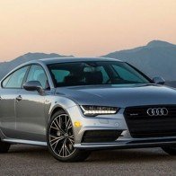 Audi công bố giá bán của dàn xe sang đời 2016