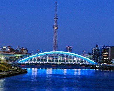 Những tháp truyền hình nổi tiếng nhất Châu Á