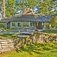 Thích thú với những ngôi nhà Hobbit dành cho du khách