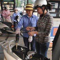 Giá xăng dầu lại “dọa” tăng