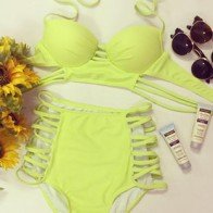 7 mẫu bikini đang “sốt xình xịch“ thu hút chị em