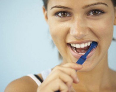 Lười đánh răng có thể gây mất trí nhớ