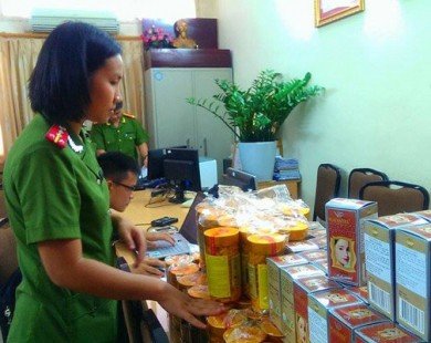 Hà Nội: 20 tấn thực phẩm chức năng giả cho trẻ em và phụ nữ bị bắt giữ