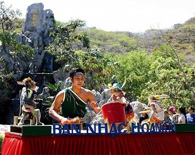 Lễ hội khỉ khởi động Festival biển Nha Trang 2015