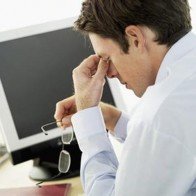 Điểm danh những thói quen gây hại cho mắt