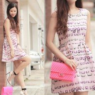 Thêm chút biến tấu cho tủ đồ bạn gái với váy họa tiết in nơ