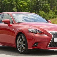 Lexus IS 200t 2016: Sang trọng, mạnh mẽ và tiết kiệm xăng