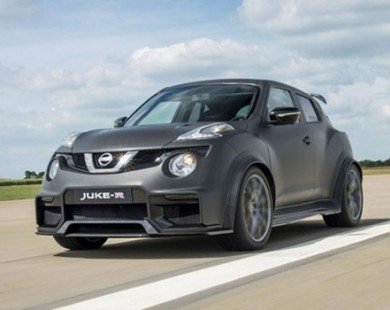 Nissan Juke mạnh như siêu xe GT-R lộ diện