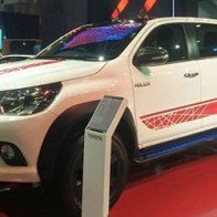 Toyota Hilux thế hệ mới thể thao hơn với phiên bản TRD Sport