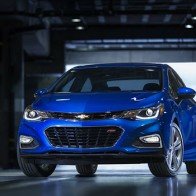 Ngắm diện mạo quá sức quyến rũ của Chevrolet Cruze 2016 thế hệ mới