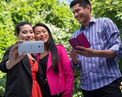 HTC One E8: Smartphone tiện dụng cho bạn trẻ yêu du lịch