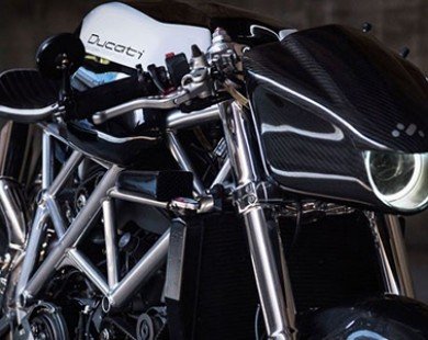 Ducati 848 biến hóa thành mô tô “dị” như trong phim viễn tưởng