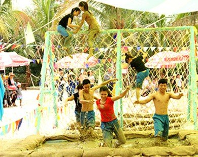 Nha Trang: Khai mạc lễ hội bùn trứng