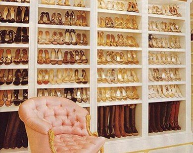 Ngắm tủ giày khủng của diva Mariah Carey