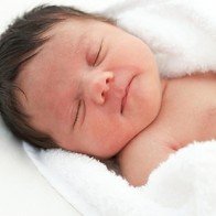 6 mẹo giúp thổi bay "cứt trâu" trên đầu bé