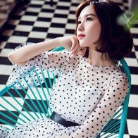 Đặng Thu Thảo đẹp tinh khôi với trang phục cổ điển