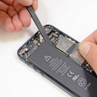 2/3 người dùng không biết iPhone có thể thay pin