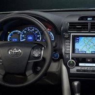 Toyota loại Apple, Google trong cung cấp thiết bị điều hướng xe