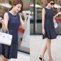 Gợi ý 3 set đồ tới công sở ngày mưa cuối hạ