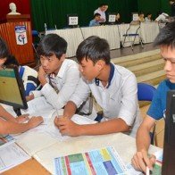 Trường cao đẳng ngóng thí sinh