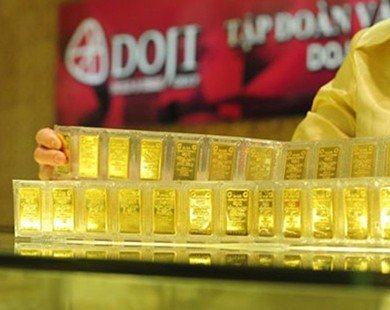 Đầu tuần, giá vàng neo quanh 32,8 triệu đồng/lượng