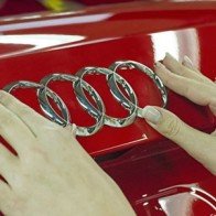 Audi lập liên minh sản xuất ôtô điện cạnh tranh với Tesla