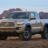 Xe bán tải Toyota Tacoma 2016 đã có giá bán