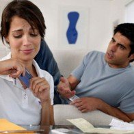 Sai lầm tài chính dễ mắc của các ông chồng